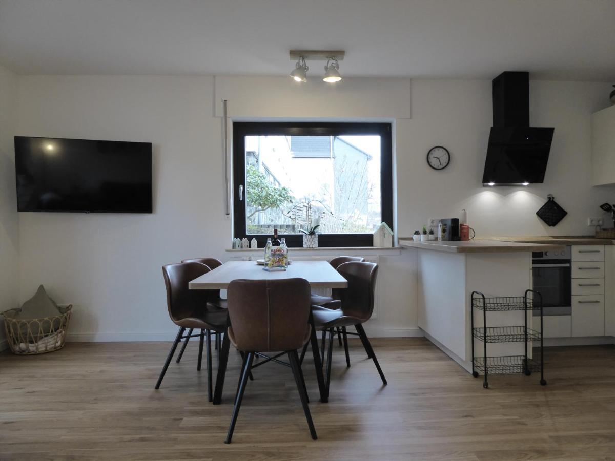 Dreamlounge Winterberg Ferienwohnung 5 Pers Wifi Balkon In Der City Bagian luar foto